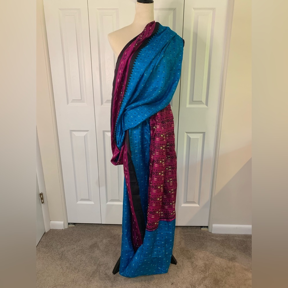 Authentic handwoven 100% Silk Sari never worn vibrant blue&pink, cream&brown